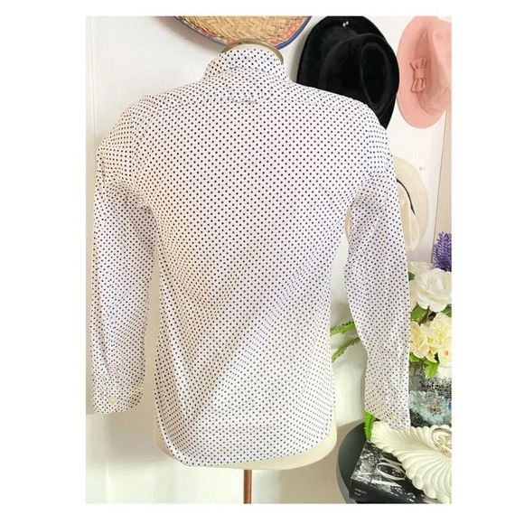 GAP - The Fitted Boyfriend Shirt - Picture 2 of 5